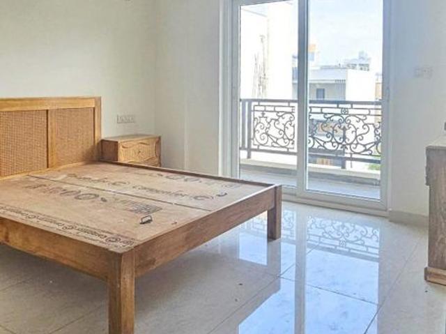 Resale | 4 BHK + 2514 Sq.Ft. Apartment in Prestige Lavender Fields