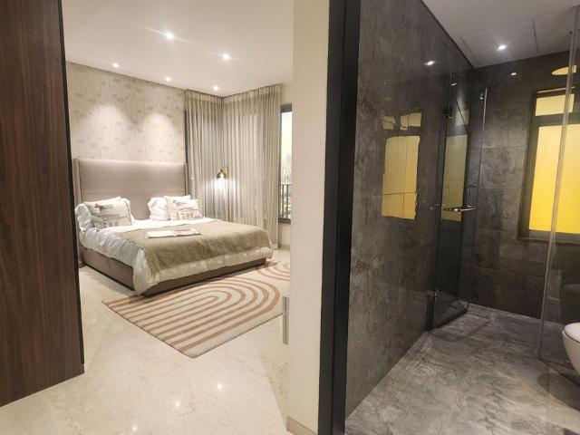 Resale | 4 BHK + 2538 Sq.Ft. Apartment in Oberoi Elysian Tower A