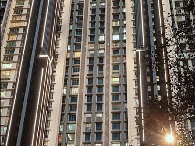 Resale | 4 BHK 2645 Sq.Ft. Apartment in Kalpataru Avana