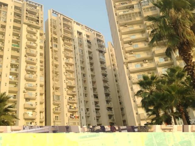 Resale | 4 BHK + 2650 Sq.Ft. Apartment in Sunworld Vanalika