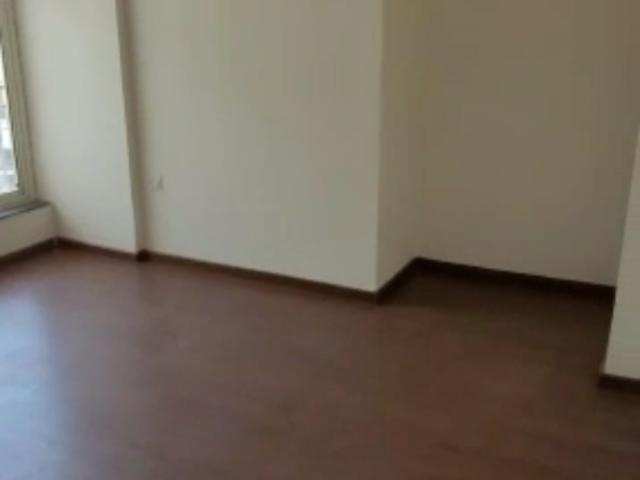 Resale | 4 BHK 2600 Sq.Ft. Apartment in Imperia Esfera