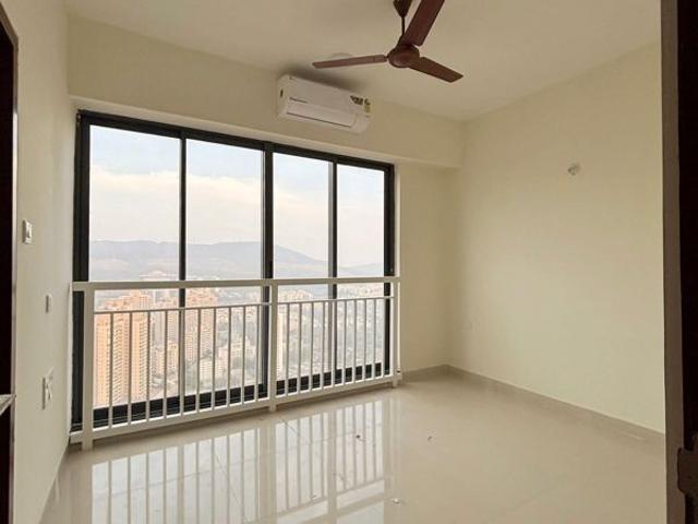 Resale | 4 BHK 2600 Sq.Ft. Apartment in Monica Apartments Cuffe Parade