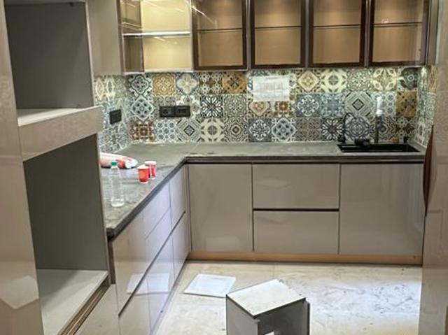 Resale | 4 BHK 2750 Sq.Ft. Apartment in Javin Raj Empire