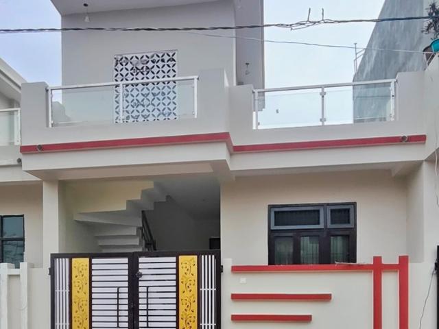 Resale | 4 BHK 285 Sq.Yd. Independent House in Dlf Ankur Vihar