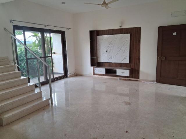 Resale | 4 BHK + 2800 Sq.Ft. Villa in Vidyaranyapura