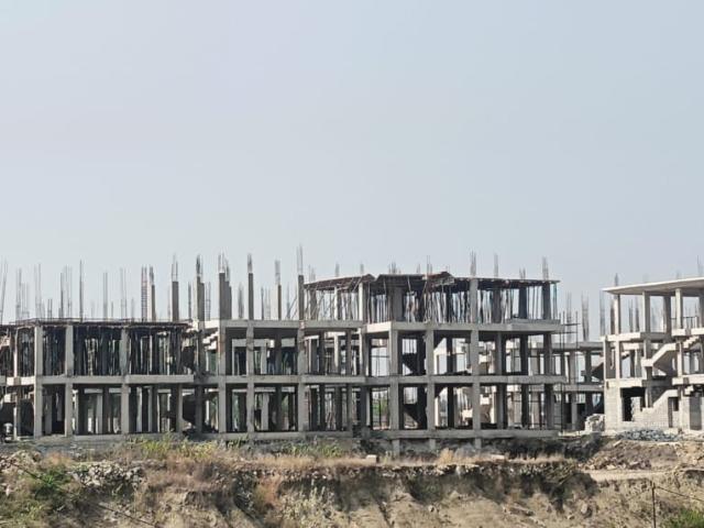 Resale | 4 BHK 2800 Sq.Ft. Villa in Aaditri Empire Royal Villas