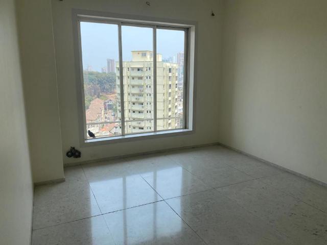 Resale | 4 BHK 2829 Sq.Ft. Apartment in HM Central Park