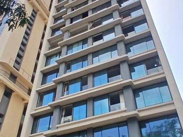 Resale | 4 BHK + 2974 Sq.Ft. Apartment in Piramal Mahalaxmi