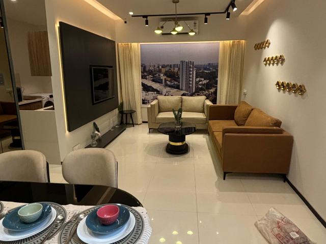 Resale | 4 BHK 2998 Sq.Ft. Apartment in Piramal Revanta