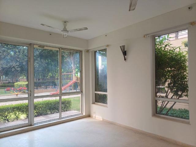 Resale | 4 BHK + 2930 Sq.Ft. Apartment in Unitech Escape