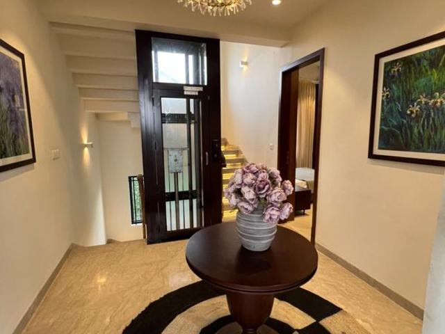Resale | 4 BHK + 2932 Sq.Ft. Villa in Raja Ira