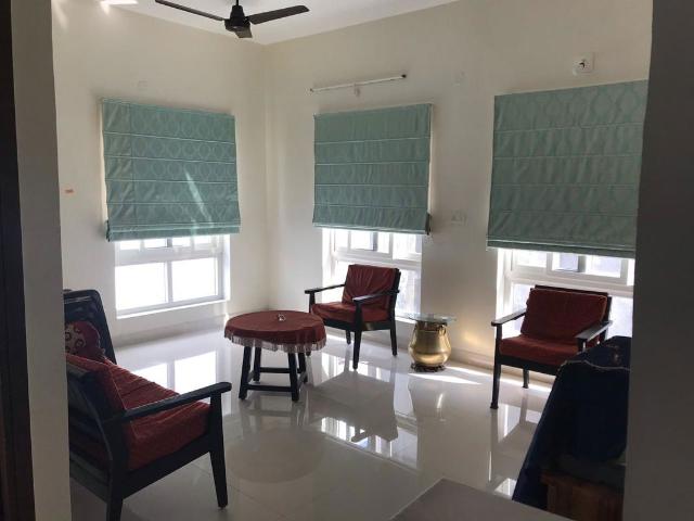 Resale | 4 BHK 3000 Sq.Ft. Apartment in Shiv Shakti Apartments East Marredpally