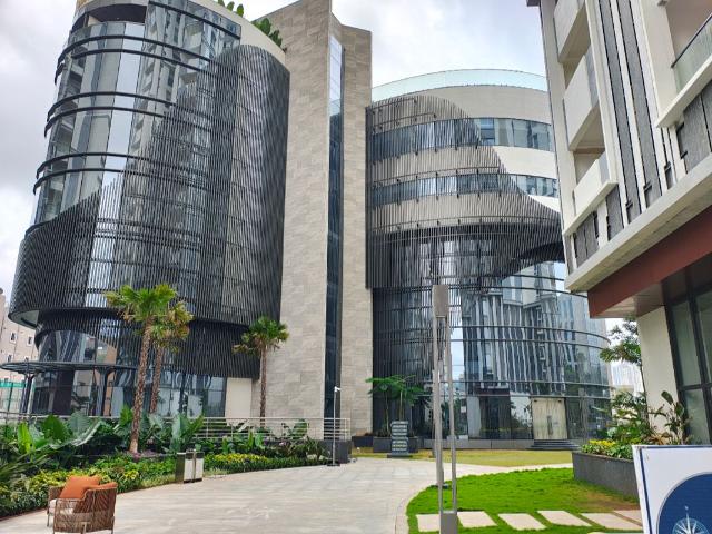 Resale | 4 BHK + 3000 Sq.Ft. Apartment in Sumadhura The Olympus