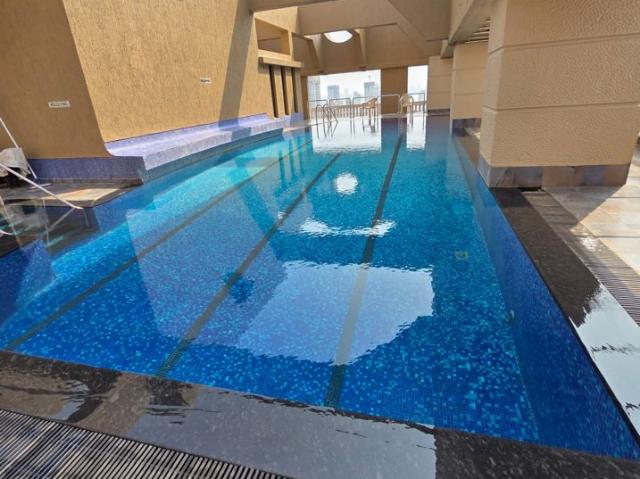 Resale | 4 BHK 3000 Sq.Ft. Apartment in Petit Hall