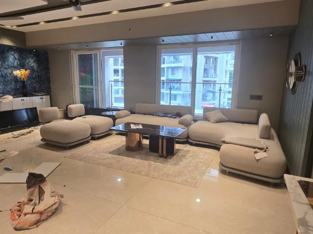 Resale | 4 BHK 3000 Sq.Ft. Apartment in Rahul Arcus