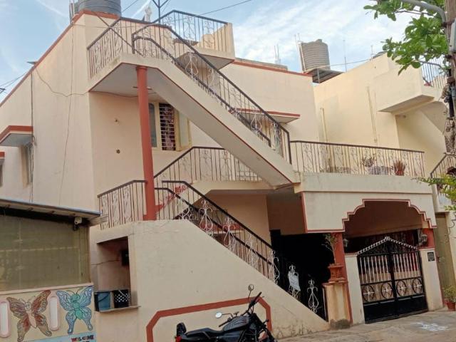 Resale | 4 BHK 3000 Sq.Ft. Independent House in Vidyaranyapura