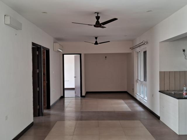 Resale | 4 BHK 3007 Sq.Ft. Apartment in Jlpl Falcon View Apartmen