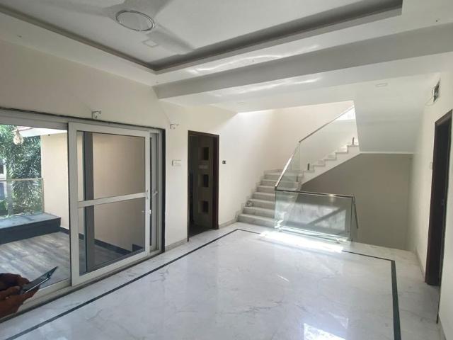 Resale | 4 BHK + 300 Sq.Yd. Independent House in Royal Meadows