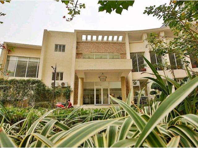 Resale | 4 BHK 300 Sq.Yd. Villa in Mapsko Casa BellA Villas