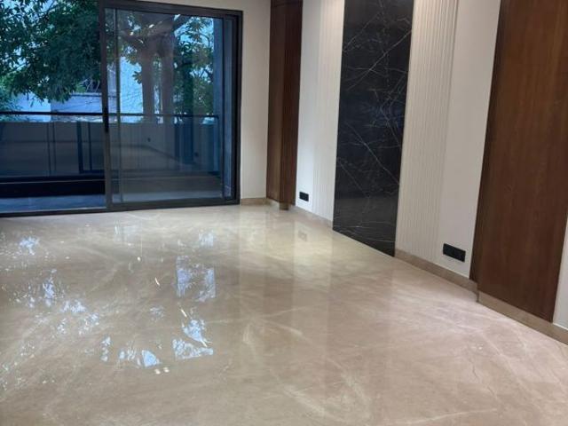 Resale | 4 BHK + 300 Sq.Yd. Villa in Ansal Florence Villa