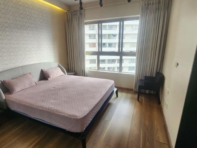 Resale | 4 BHK + 3015 Sq.Ft. Apartment in L&T Emerald Isle
