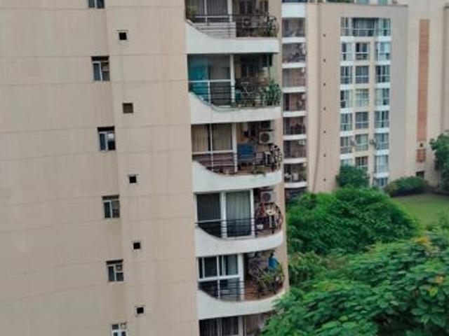 Resale | 4 BHK + 3165 Sq.Ft. Apartment in Pearls Gateway Tower