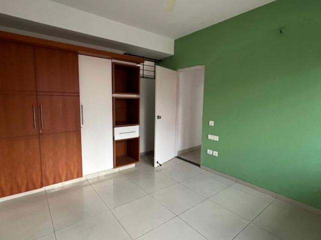 Resale | 4 BHK 3100 Sq.Ft. Apartment in GR Shantinivas