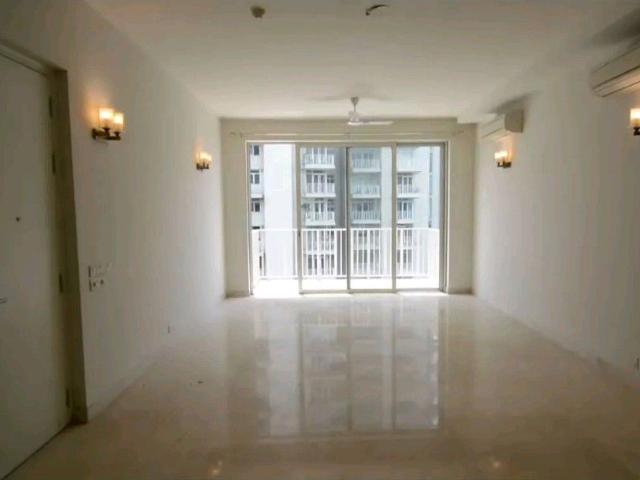 Resale | 4 BHK 3200 Sq.Ft. Apartment in Ireo Victory Valley