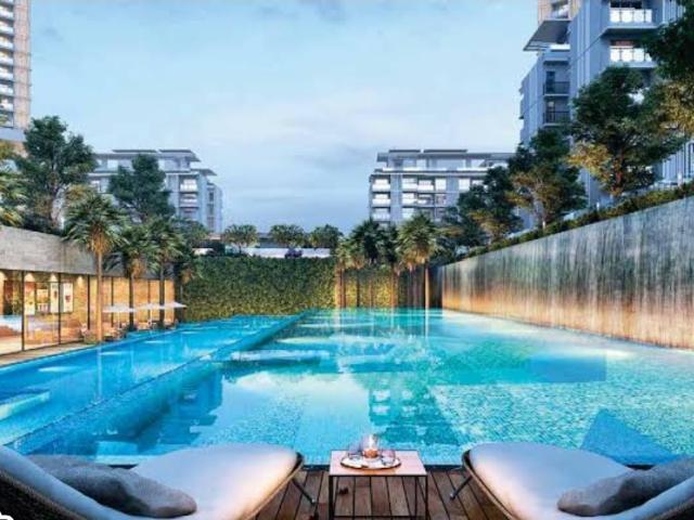 Resale | 4 BHK 3300 Sq.Ft. Apartment in Godrej Palm Retreat