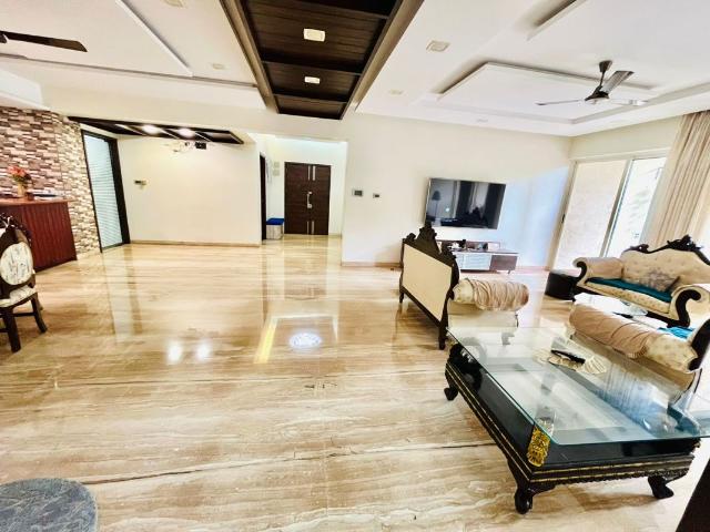 Resale | 4 BHK + 3300 Sq.Ft. Apartment in Marvel Bounty
