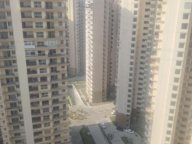 Resale | 4 BHK + 3335 Sq.Ft. Apartment in Sector 107