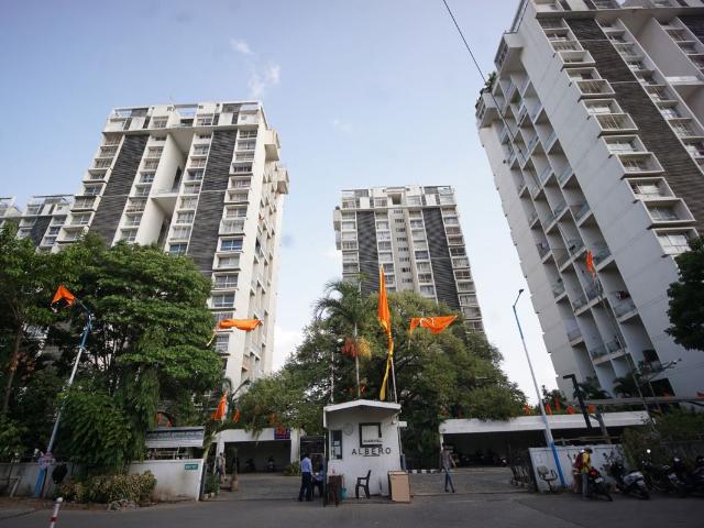 Resale | 4 BHK 3440 Sq.Ft. Penthouse in Marvel Albero