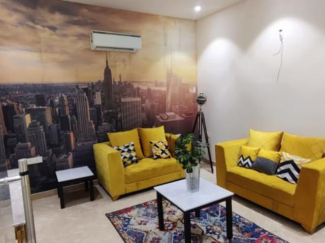 Resale | 4 BHK + 3475 Sq.Ft. Apartment in Puri Diplomatic Residences