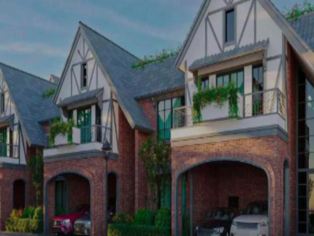 Resale | 4 BHK + 3400 Sq.Ft. Villa in Sobha Oakshire
