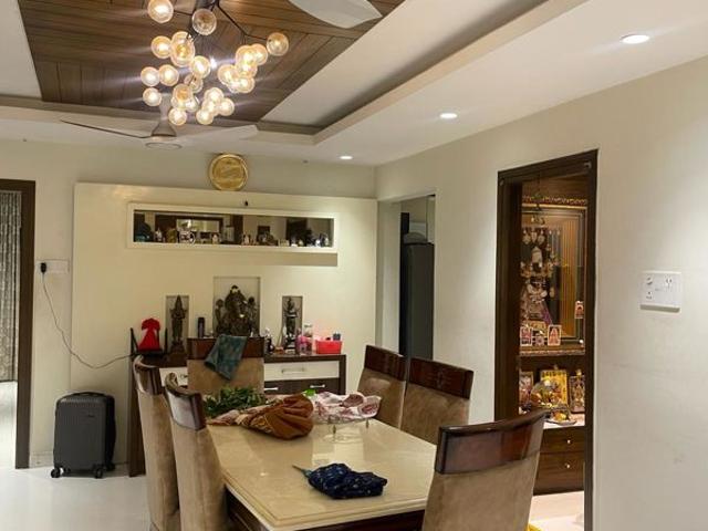 Resale | 4 BHK 3400 Sq.Ft. Apartment in Apex Hitex Pride