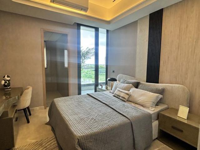 Resale | 4 BHK 3400 Sq.Ft. Apartment in Rishita Mulberry Heights