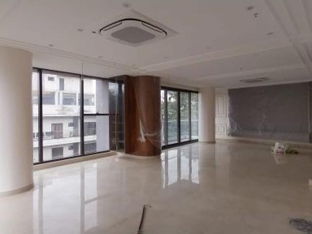 Resale | 4 BHK 3571 Sq.Ft. Apartment in Skav Bliss