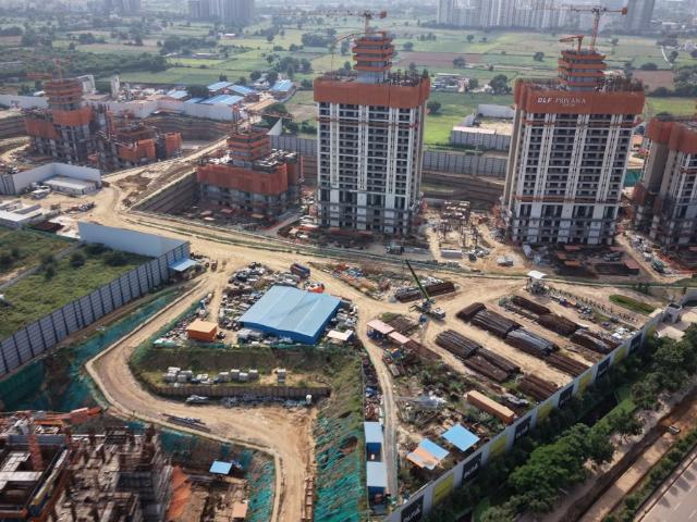 Resale | 4 BHK + 3577 Sq.Ft. Apartment in DLF Privana South