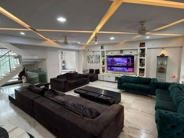 Resale | 4 BHK 3500 Sq.Ft. Villa in Mayfair Eleganza Phase II