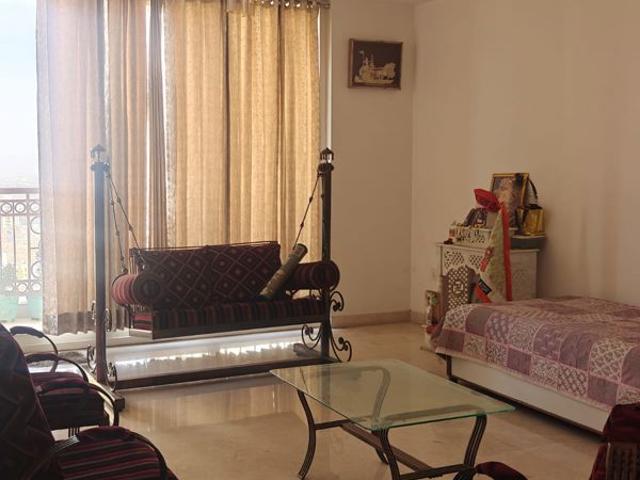 Resale | 4 BHK 3500 Sq.Ft. Apartment in Krrish Shalimar Ibiza Town