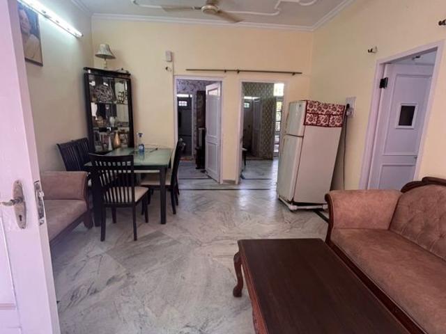 Resale | 4 BHK 350 Sq.Yd. Independent House in Sector 37