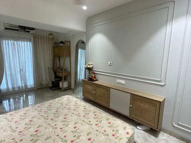 Resale | 4 BHK + 3675 Sq.Ft. Villa in Hiranandani Powai Park