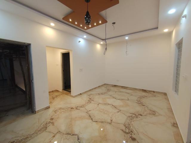 Resale | 4 BHK 3600 Sq.Ft. Independent House in 4bhk 2
