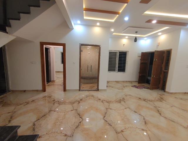 Resale | 4 BHK 3600 Sq.Ft. Independent House in Ready To Move In House 7