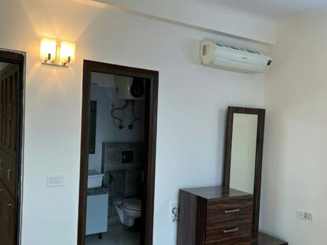 Resale | 4 BHK + 360 Sq.Yd. Villa in Emaar Marbella