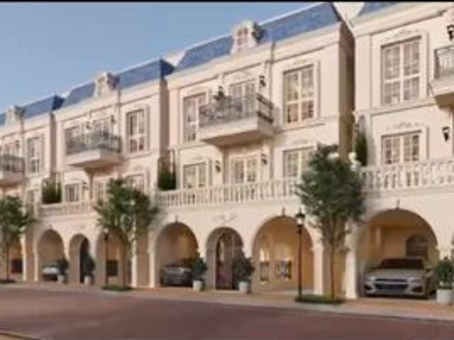 Resale | 4 BHK + 3700 Sq.Ft. Villa in Godrej Florenne