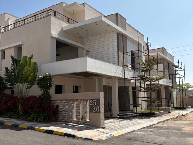 Resale | 4 BHK + 3704 Sq.Ft. Villa in Tukkuguda