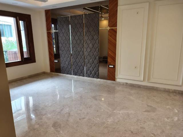 Resale | 4 BHK + 3948 Sq.Ft. Apartment in Vipul Belmonte