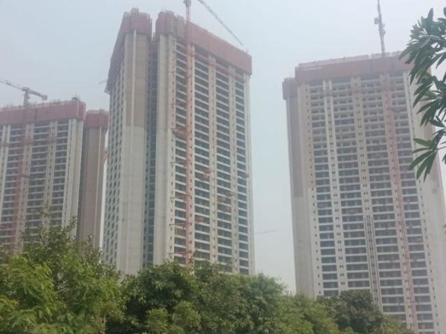Resale | 4 BHK + 3950 Sq.Ft. Apartment in DLF The Arbour