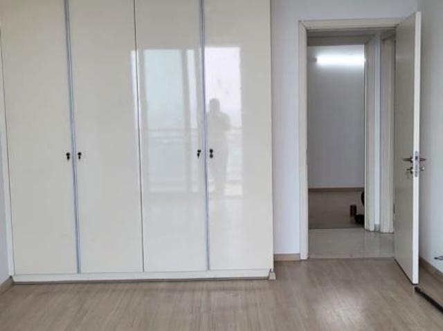Resale | 4 BHK + 3977 Sq.Ft. Apartment in DLF Privana North